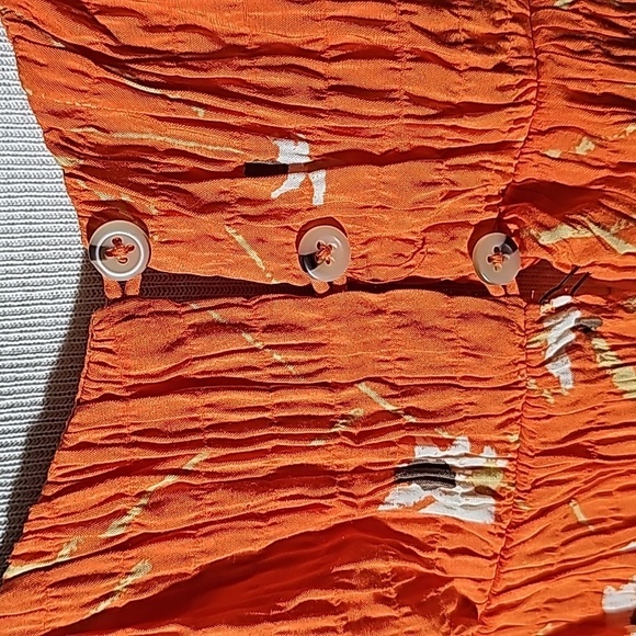 Urban Outfitters Bright Orange Floral Puff Sleeve Crop Top - Picture 5 of 10